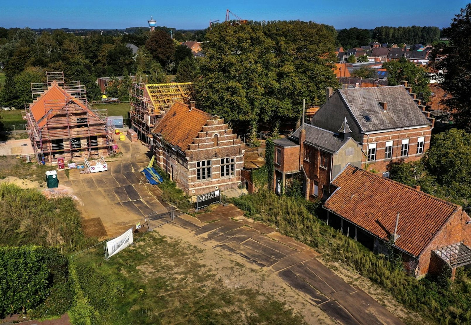 2321 Meer renovatie restauratie kloostersite ARTEZ